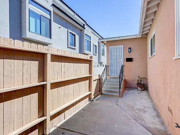 2nd image of 2312 Grant Ave APT 2
