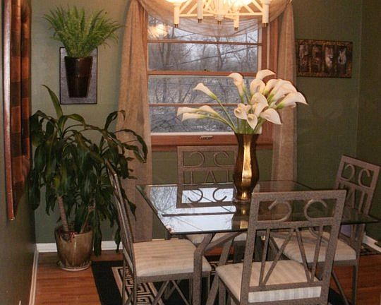 Dining/Bedroom
