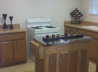 7637 Shawnee Trl, Yucca Valley, CA 92284