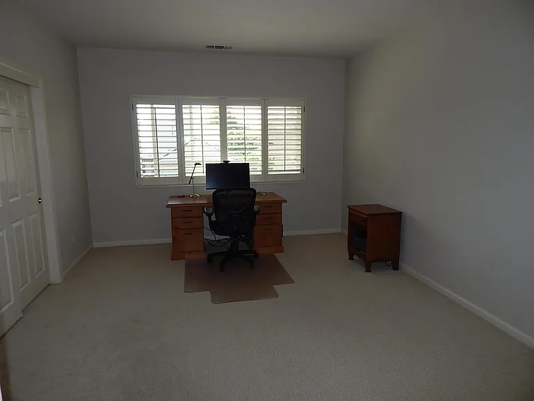 2913 Prado Ln — Photo 23