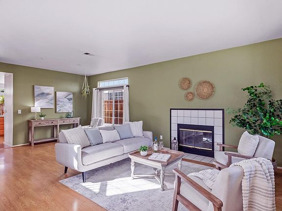 4th image of 1920 Constitution Blvd Unit 20