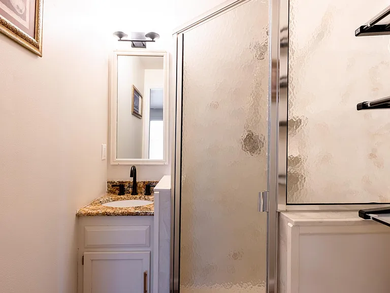 MBR Bathroom