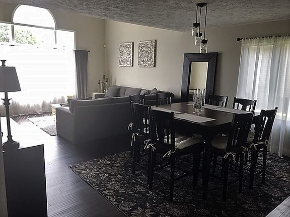 Living/formal dining combo