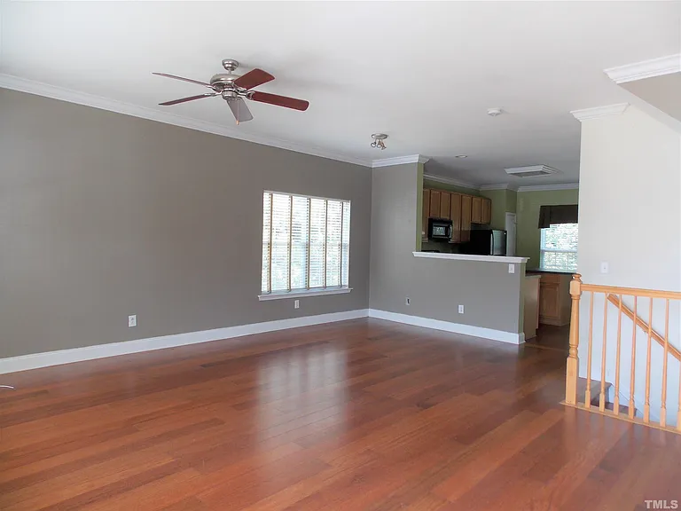 2840 Barrymore St #105 — Photo 5