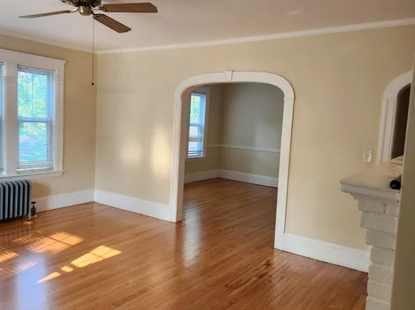 61 Howland Ter, Worcester, MA 01602