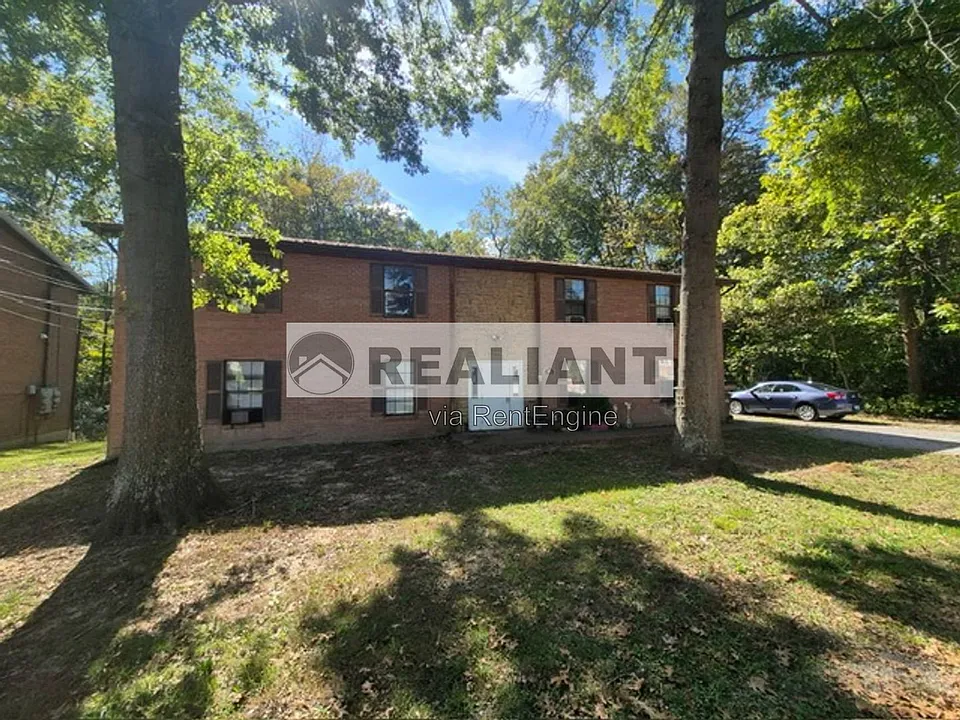 105 Williams St #3