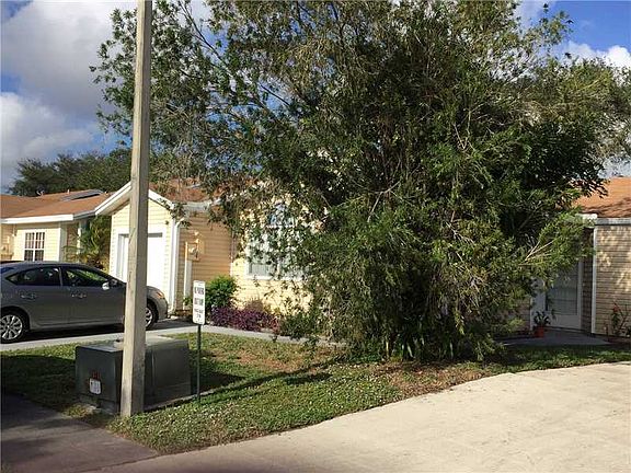 3rd image of 9851 W Fern Ln