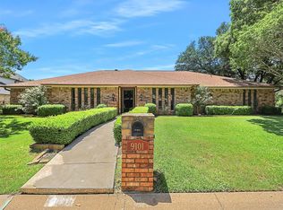 9101 Westwood Shores Dr, Fort Worth, TX 76179