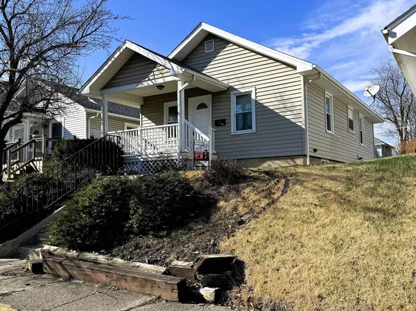 1035 Shore Dr, Fort Wayne, IN 46805