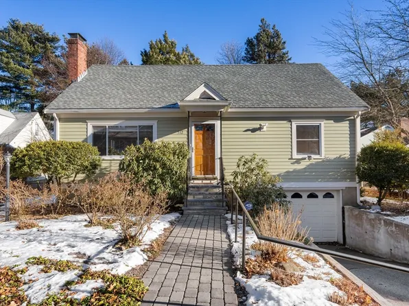 512 Appleton St, Arlington, MA 02476