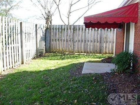 4th image of 620 Whitthorne St #620