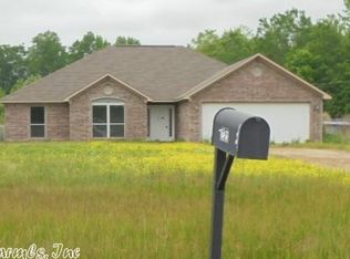 225 Esaw Ln, Pine Bluff, AR 71603