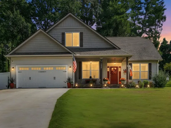 1030 Mush Creek Rd, Travelers Rest, SC 29690