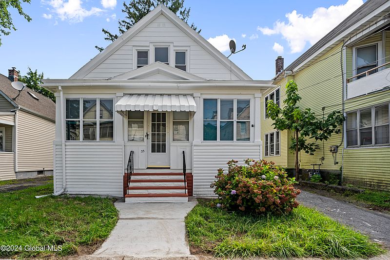 3rd image of 33 W Van Vechten Street