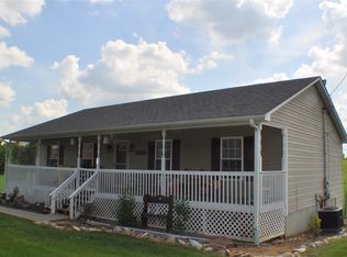 77 Community Park Rd, Vine Grove, KY 40175