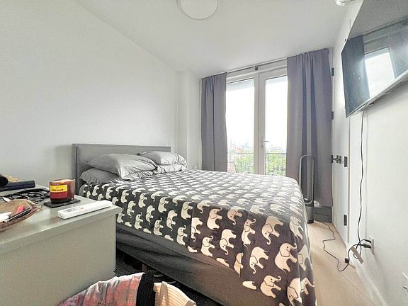 5th image of 630 Grand St APT 2C