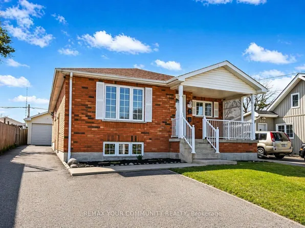 122 Rosehill Blvd, Oshawa, ON L1J 5G9