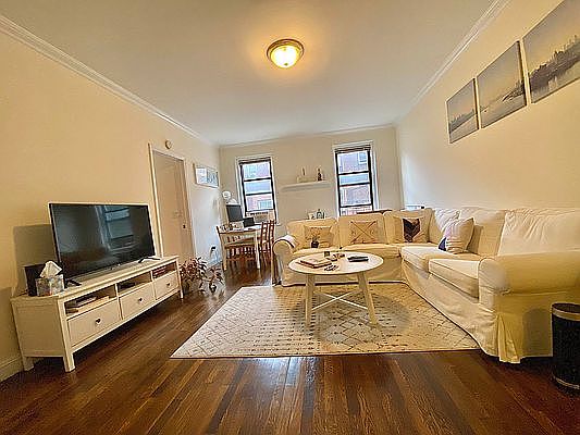 5th image of 22 W 77th St APT 46