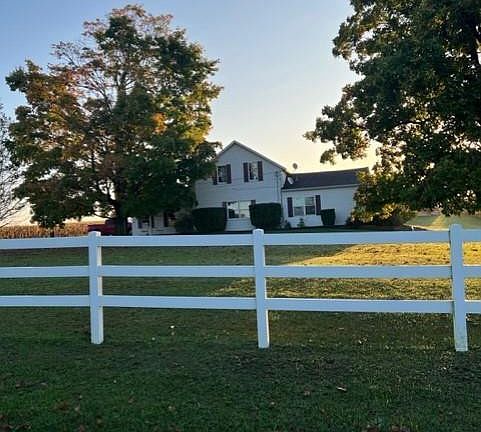4th image of 4746 County Road 10