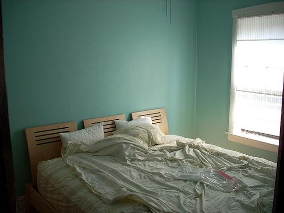 3rd image of 4536 N Wolcott Ave #3A
