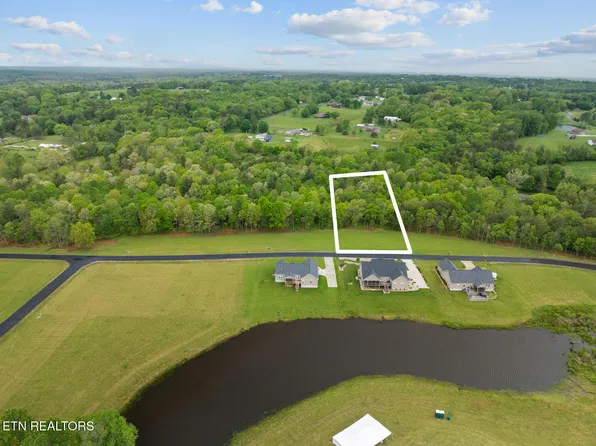 Marie Ln, Crossville, TN 38555