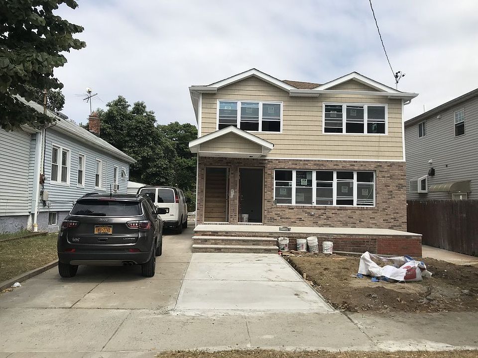 1st image of 16615 120th Ave