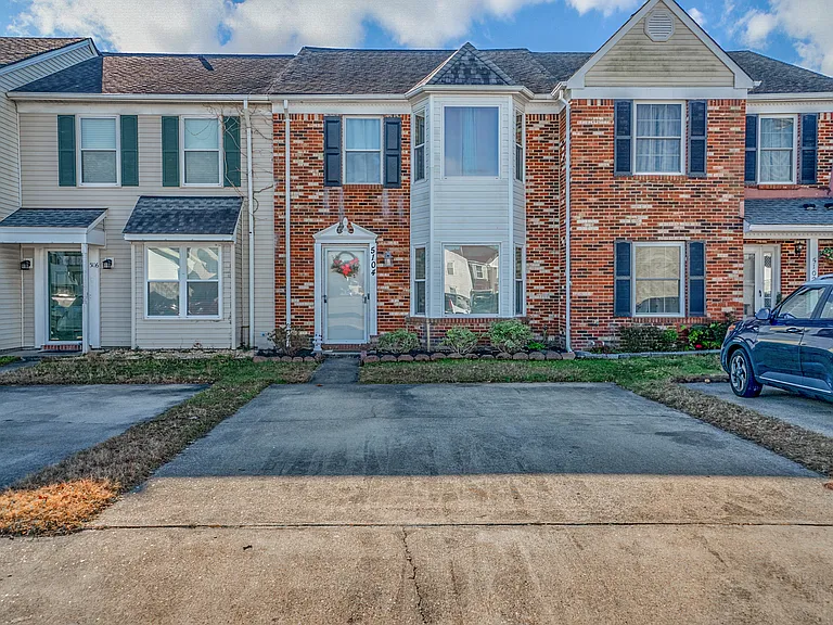 5104 Settlers Park Dr — Photo 2