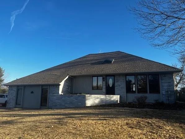 31 Country Oaks St, Woodward, OK 73801