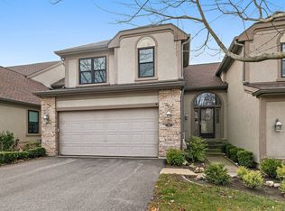 164 Chatsworth Cir, Schaumburg, IL 60194