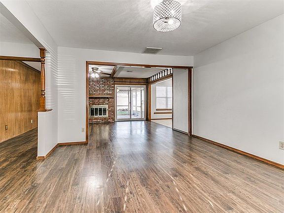 5th image of 7905 Duane Dr