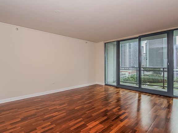 4th image of 201 N Westshore Dr APT 1103