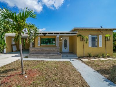 1136 W 7th Street, Riviera Beach, FL, 33404