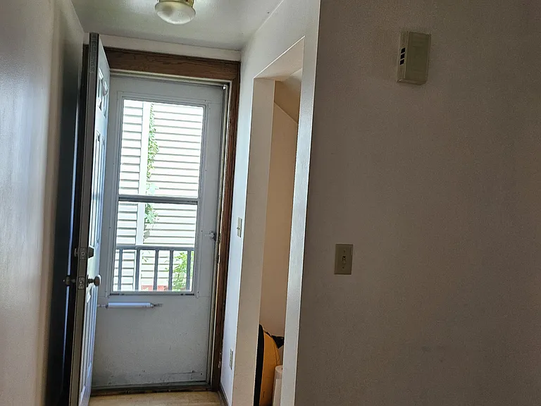 318 S 4th St #1F — Photo 18