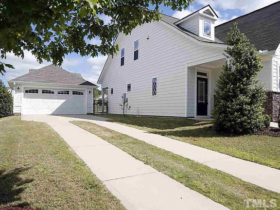2nd image of 36 Plum Ln