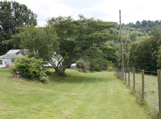 346 Duncans Chapel Rd NW, Willis, VA 24380