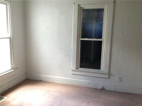 4th image of 948 N Oakland Ave