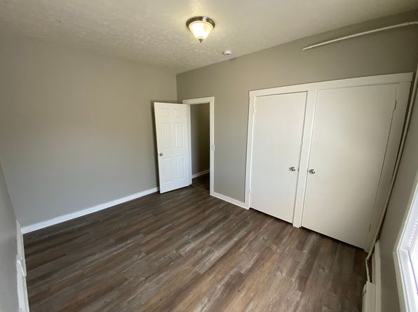 452 S Main St APT 5