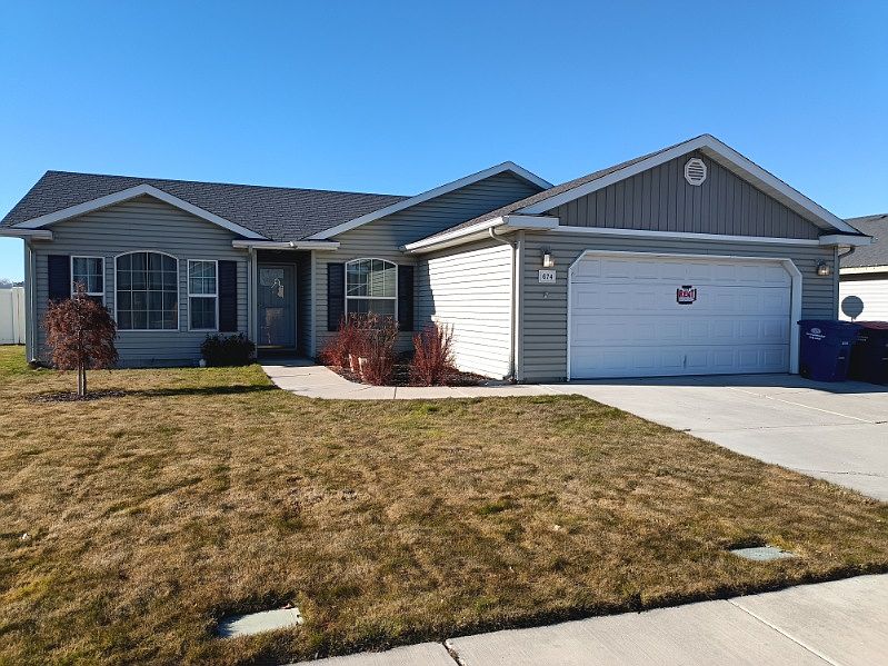 1st image of 674 Picabo Dr