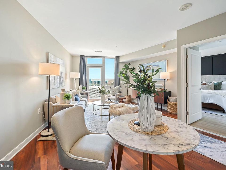 1st image of 555 Massachusetts Ave NW APT 1419