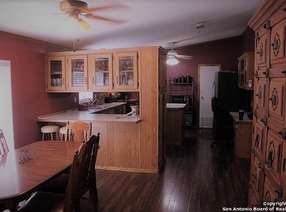 5th image of 192 Hickory Hill Dr