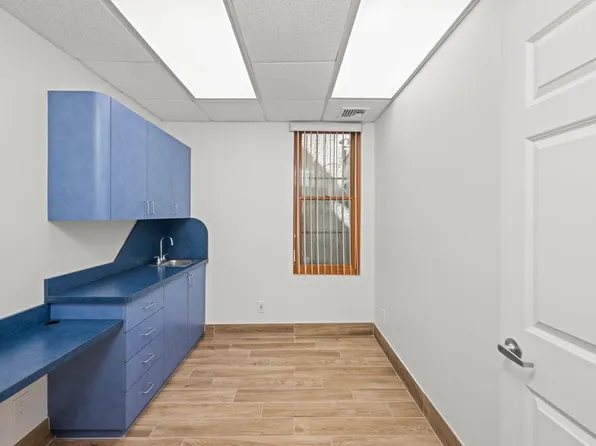 248 Avenue P image 35 of 51