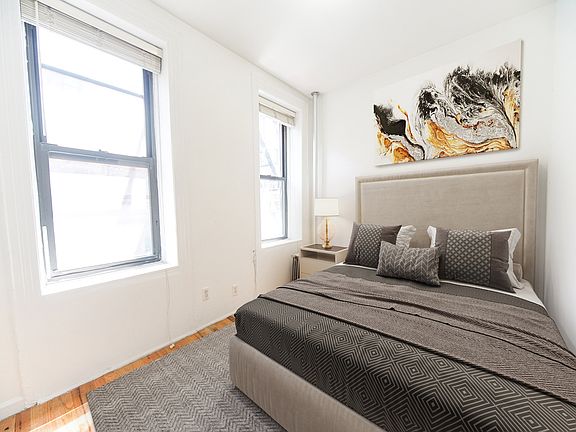 4th image of 142 Sullivan St #12F