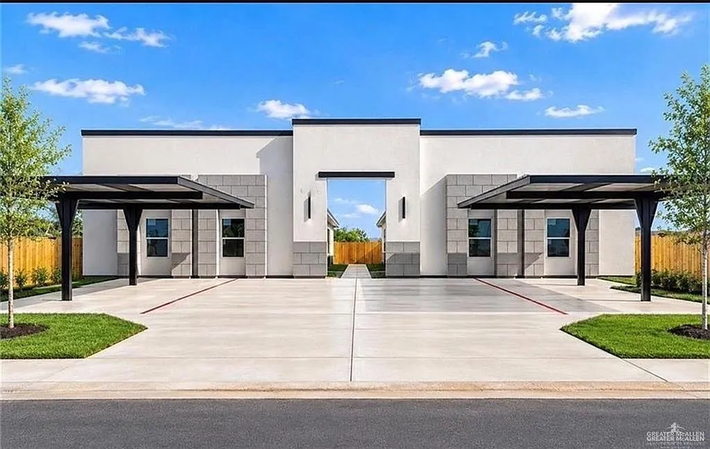 3 bed, 2.0 bath, 1131 sqft, $1,390 — Photo 1