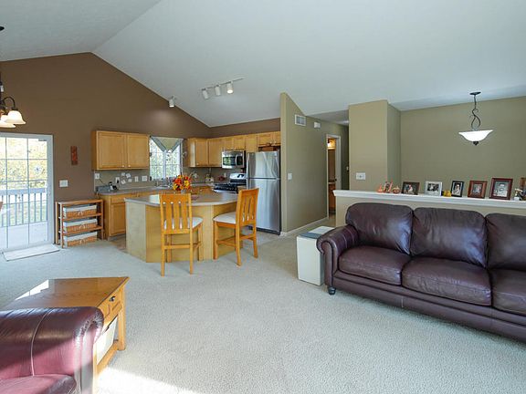 4th image of 25804 Chaty Ln