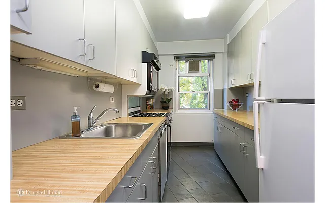 Sold by Douglas Elliman | media 4