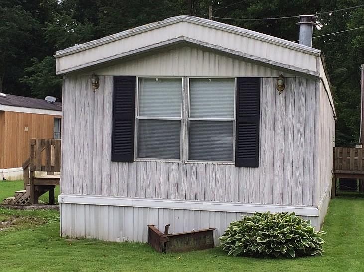 1st image of 3760 River Park Dr