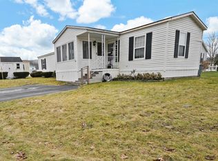 14 Blueberry Ln, Seabrook, NH 03874