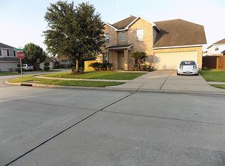 2601 Courtyard Ln, Pearland, TX 77584