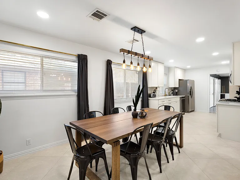 1308 Glen Cove Dr — Photo 8