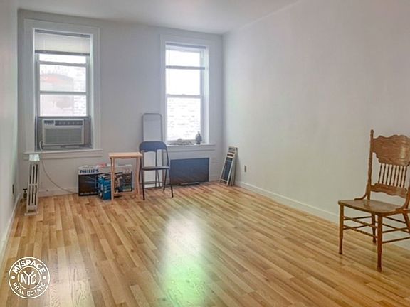 2nd image of 411 Stockholm St #2B